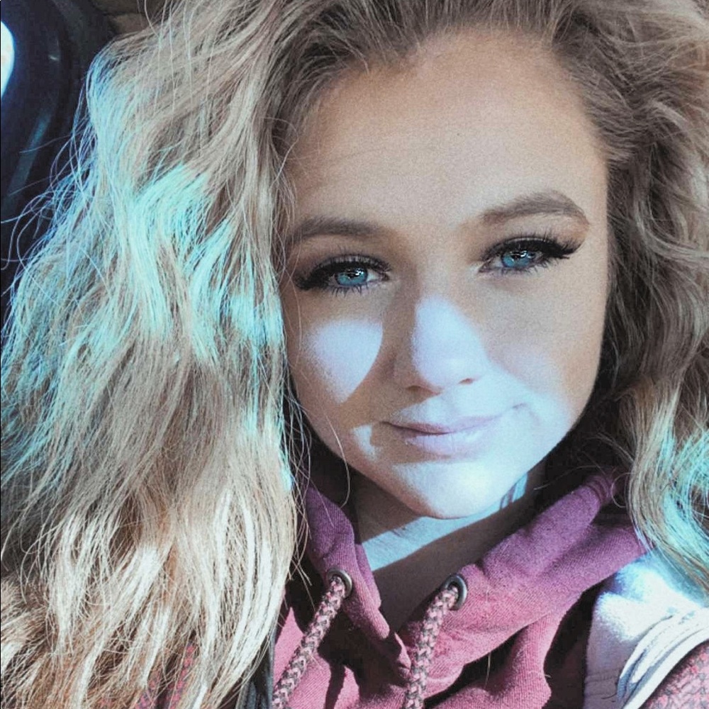 Meet your Posher, Shayla